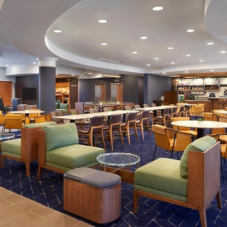 Courtyard By Marriott Toronto Markham Bagian luar foto