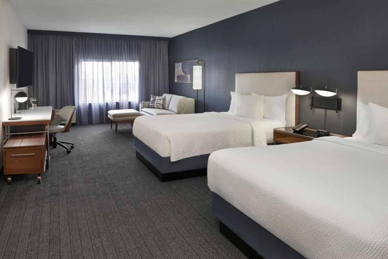 Courtyard By Marriott Toronto Markham Bagian luar foto