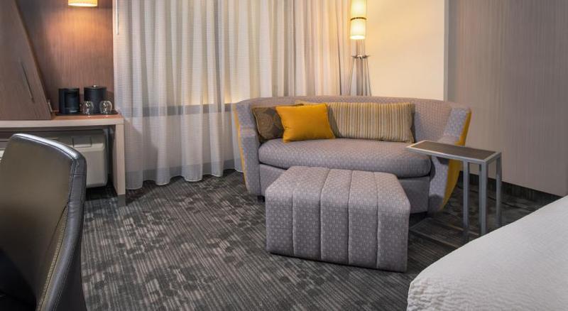 Courtyard By Marriott Toronto Markham Bagian luar foto