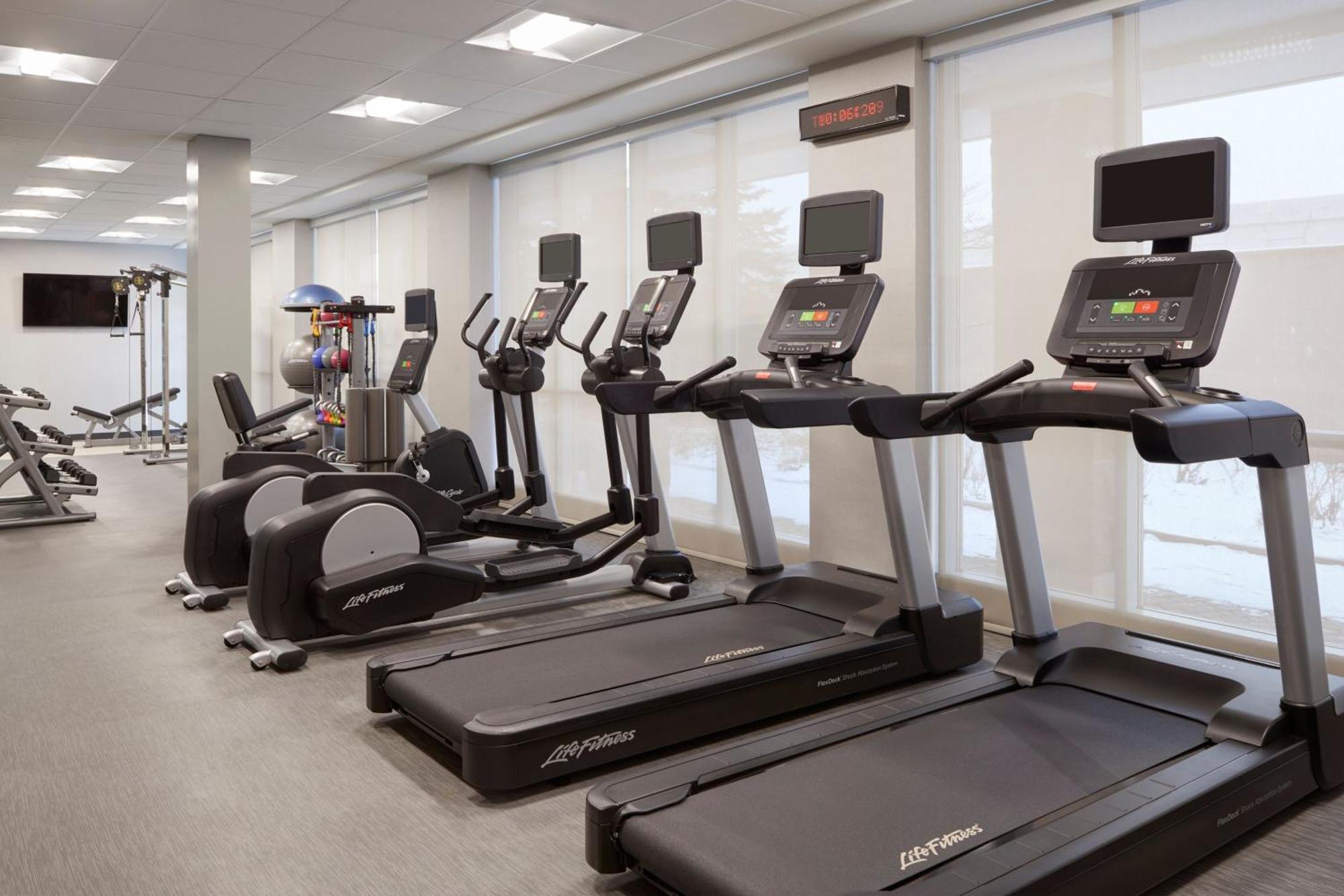 Courtyard By Marriott Toronto Markham Bagian luar foto