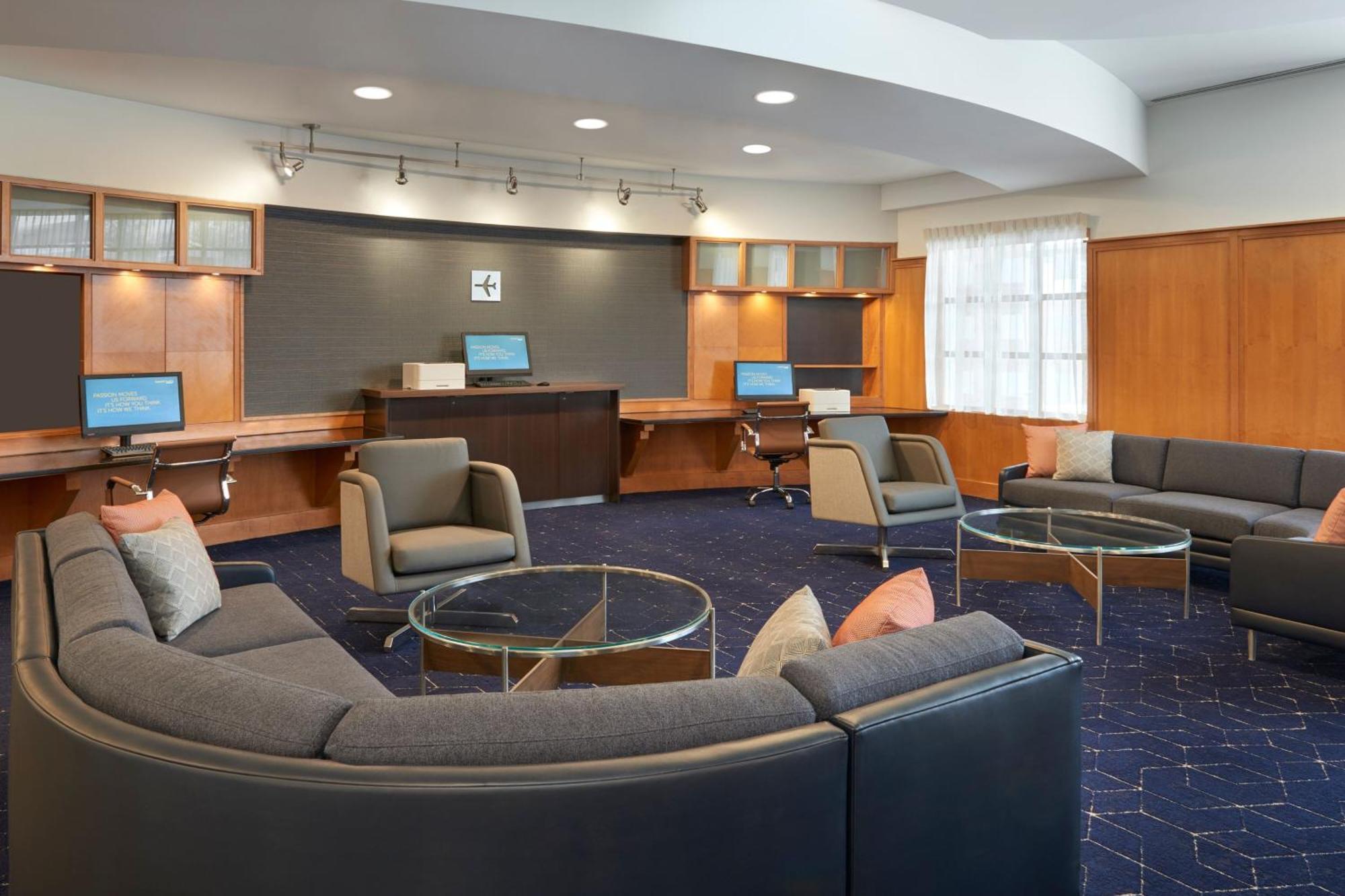 Courtyard By Marriott Toronto Markham Bagian luar foto