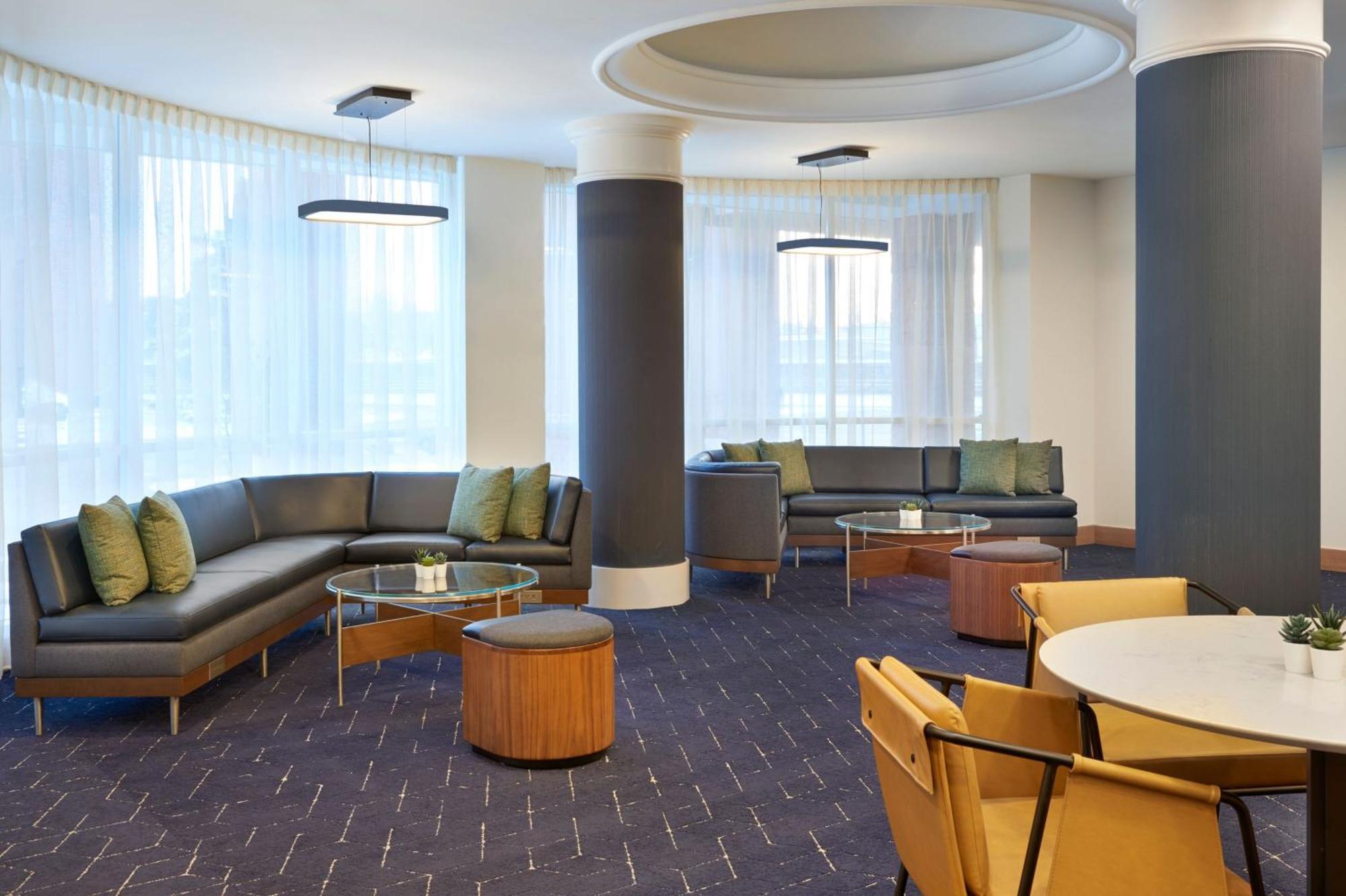 Courtyard By Marriott Toronto Markham Bagian luar foto