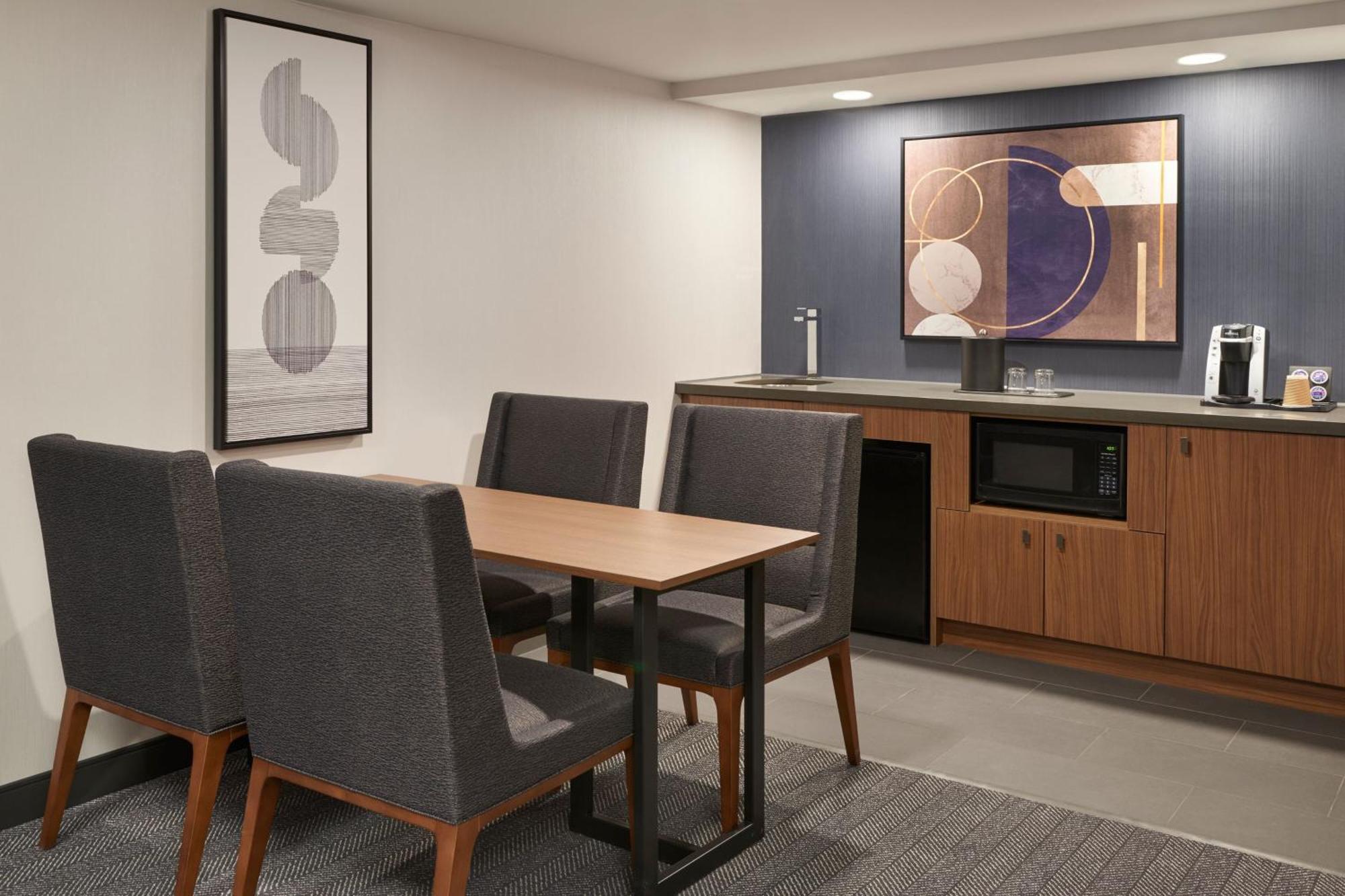 Courtyard By Marriott Toronto Markham Bagian luar foto