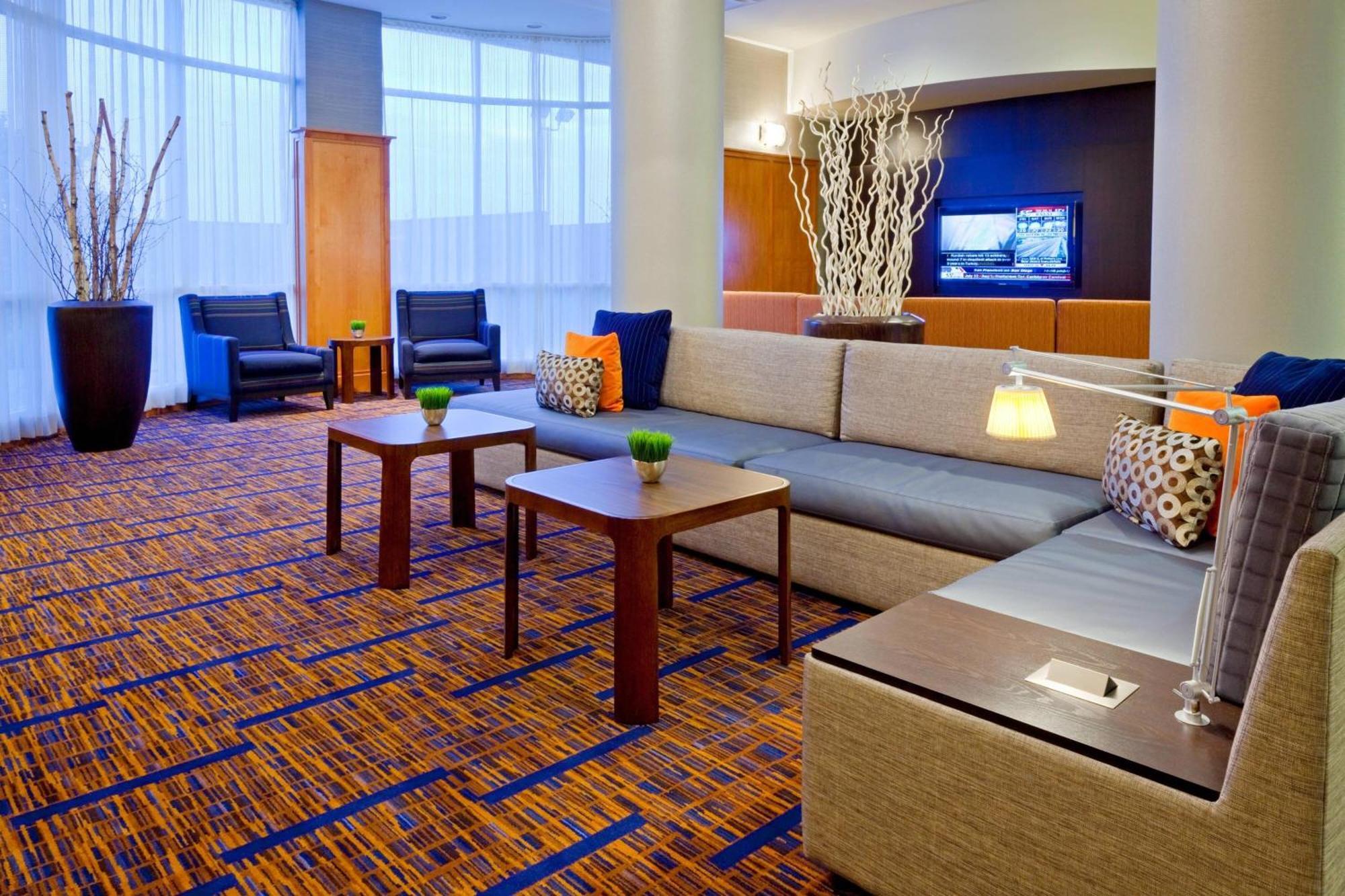 Courtyard By Marriott Toronto Markham Bagian luar foto